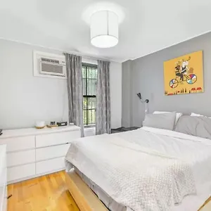 Homestay Friendly In Williamsburg Brooklyn, New York